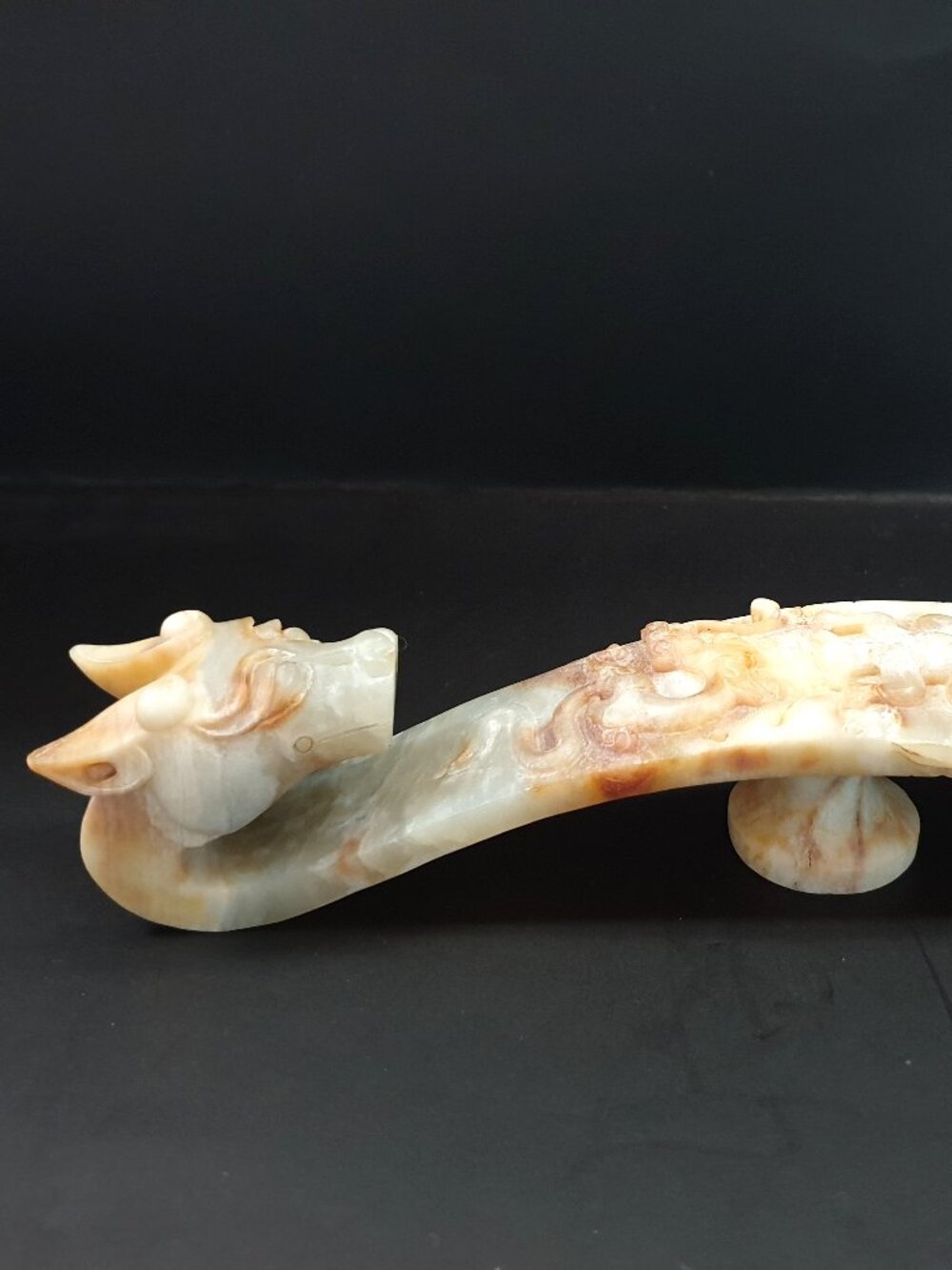 Rare 1920s Chinese Hand-Carved Natural Nephrite Jade Dragon Belt Hook